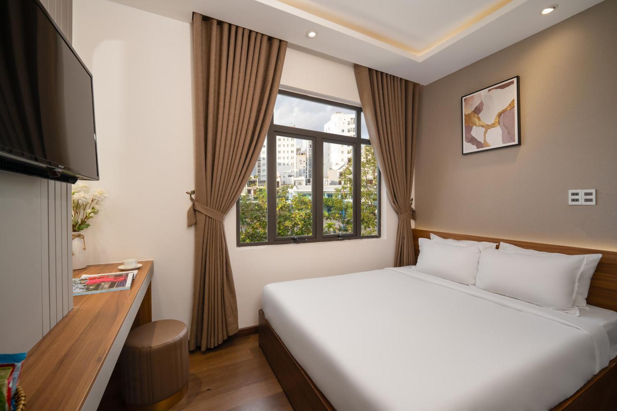 Duong Gia Hotel Дананг Екстериор снимка