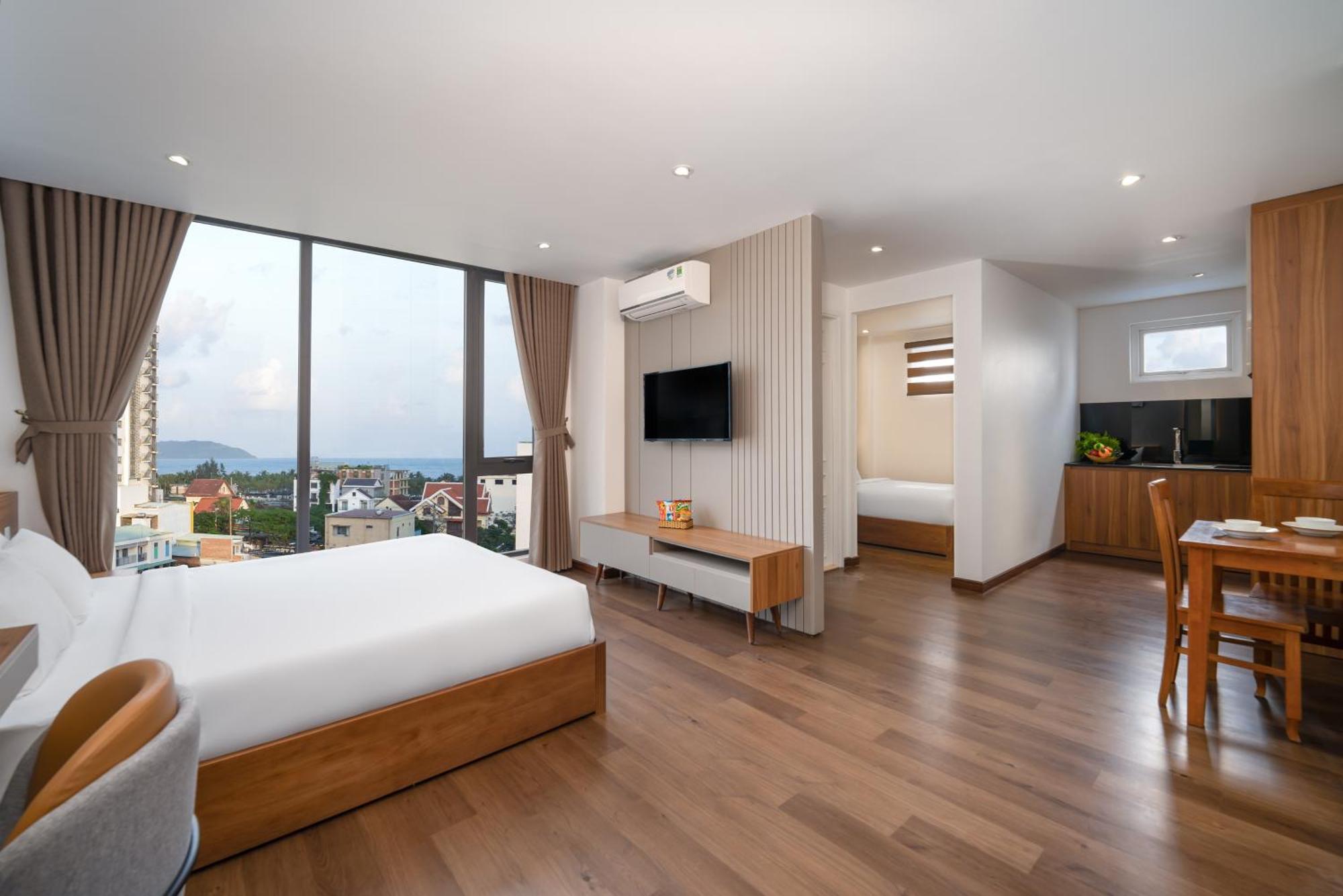 Duong Gia Hotel Дананг Екстериор снимка