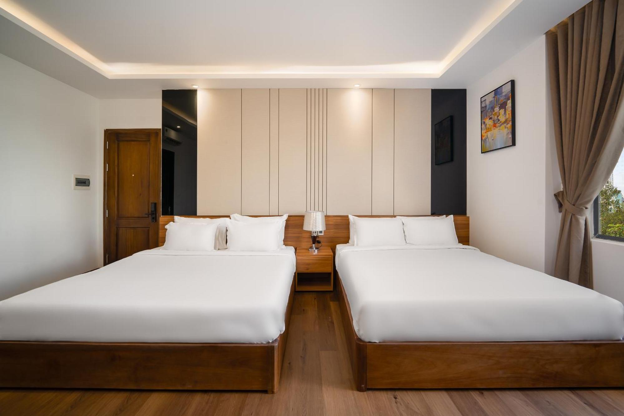 Duong Gia Hotel Дананг Екстериор снимка
