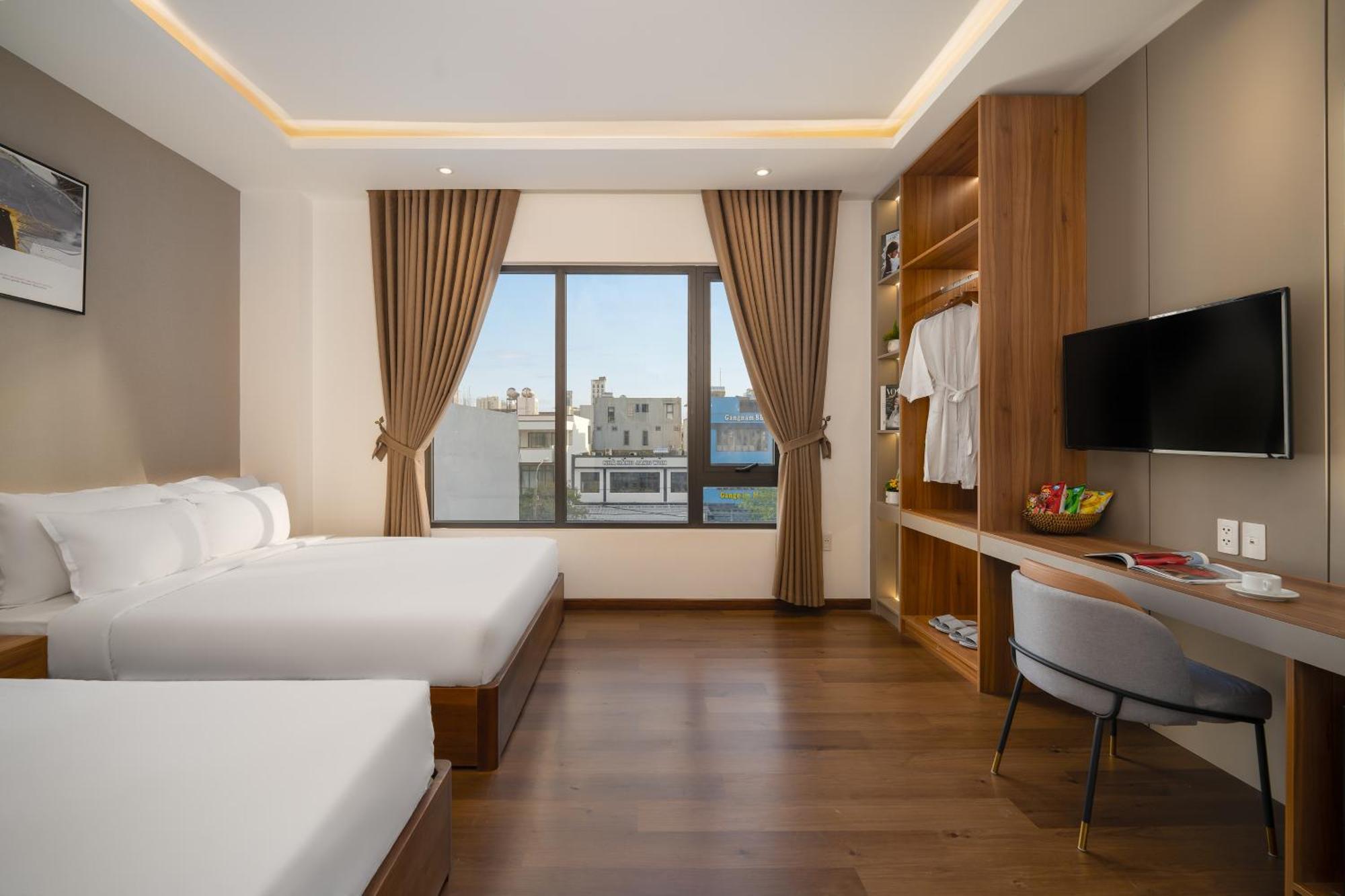 Duong Gia Hotel Дананг Екстериор снимка