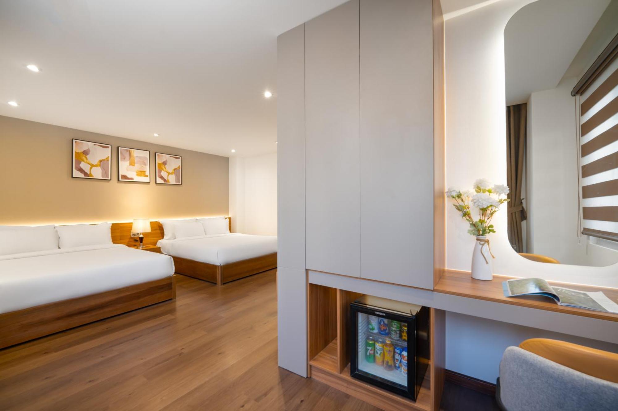 Duong Gia Hotel Дананг Екстериор снимка